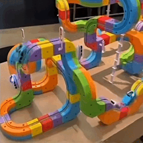 WonderTrack™ Magnetic Adventure Set